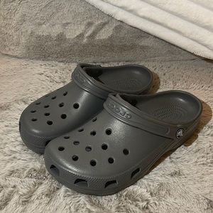 Brand New Slate Grey CROCS | SZ 8 W